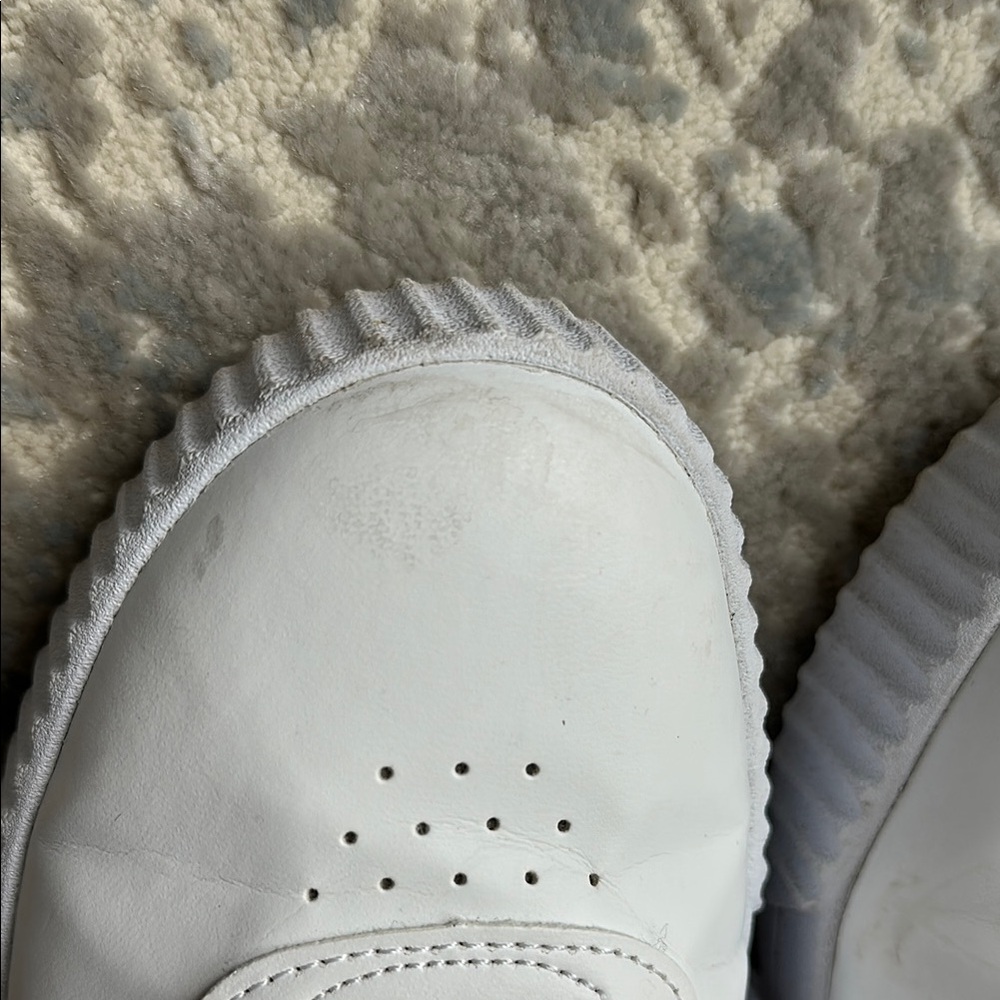 Puma Classic White Sneakers - Women's Size 9 - Picture 7 of 7